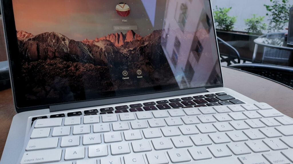 Étude de cas sur la croissance externe réussie dans l’industrie pharmaceutique